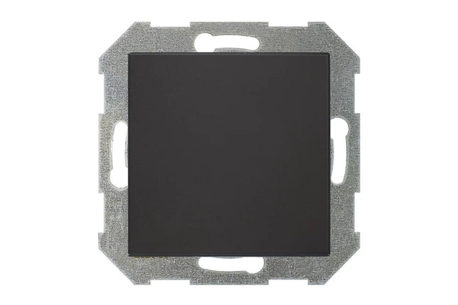 4770025002025