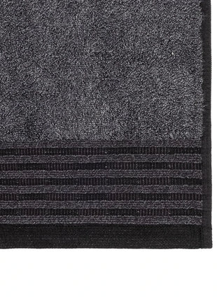4772013435877