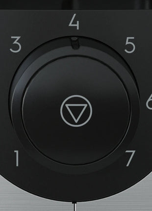 7332543758388